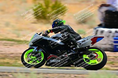 media/Apr-13-2025-TrackXperience (Sun) [[fb1ef998a6]]/Level 2 (Intermediate)/Turn 2 (Session 5)/